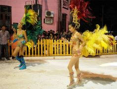 Foto de la galería: San Ignacio vivió la final del carnaval misionero: las mejores fotos