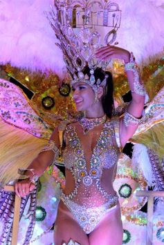 Foto de la galería: San Ignacio vivió la final del carnaval misionero: las mejores fotos