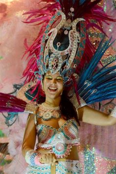 Foto de la galería: San Ignacio vivió la final del carnaval misionero: las mejores fotos