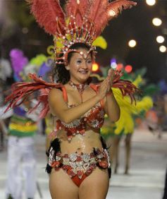Foto de la galería: San Ignacio vivió la final del carnaval misionero: las mejores fotos