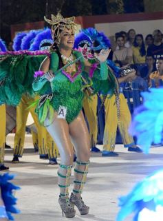 Foto de la galería: San Ignacio vivió la final del carnaval misionero: las mejores fotos