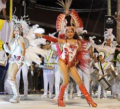 Foto de la galería: San Ignacio vivió la final del carnaval misionero: las mejores fotos