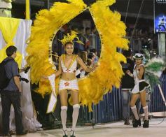 Foto de la galería: San Ignacio vivió la final del carnaval misionero: las mejores fotos