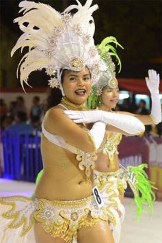 Foto de la galería: San Ignacio vivió la final del carnaval misionero: las mejores fotos