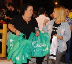 Foto de la galería: San Ignacio vivió la final del carnaval misionero: las mejores fotos