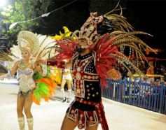 Foto de la galería: San Ignacio vivió la final del carnaval misionero: las mejores fotos