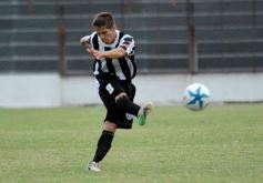 Foto de la galería: Mitre se tomó revancha: superó 2 a 0 al Decano