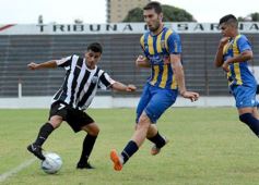 Foto de la galería: Mitre se tomó revancha: superó 2 a 0 al Decano