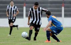 Foto de la galería: Mitre se tomó revancha: superó 2 a 0 al Decano