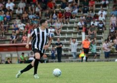Foto de la galería: Mitre se tomó revancha: superó 2 a 0 al Decano