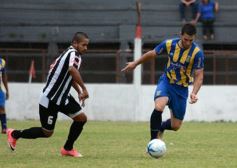 Foto de la galería: Mitre se tomó revancha: superó 2 a 0 al Decano