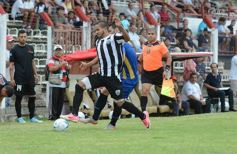 Foto de la galería: Mitre se tomó revancha: superó 2 a 0 al Decano