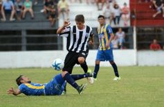 Foto de la galería: Mitre se tomó revancha: superó 2 a 0 al Decano