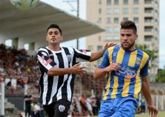 Foto de la galería: Mitre se tomó revancha: superó 2 a 0 al Decano