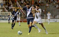 Foto de la galería: Dura caída de Guaraní ante San Jorge: quedó al borde del descenso