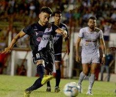 Foto de la galería: Dura caída de Guaraní ante San Jorge: quedó al borde del descenso