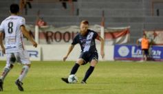 Foto de la galería: Dura caída de Guaraní ante San Jorge: quedó al borde del descenso