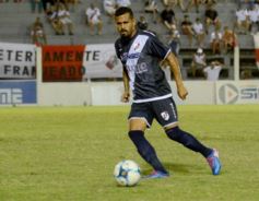 Foto de la galería: Dura caída de Guaraní ante San Jorge: quedó al borde del descenso