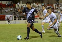 Foto de la galería: Dura caída de Guaraní ante San Jorge: quedó al borde del descenso