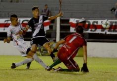 Foto de la galería: Dura caída de Guaraní ante San Jorge: quedó al borde del descenso