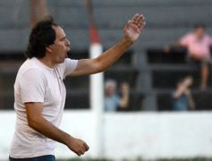 Foto de la galería: Dura caída de Guaraní ante San Jorge: quedó al borde del descenso