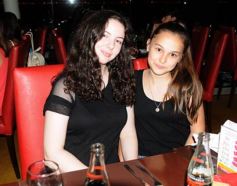 Foto de la galería: Noche de viernes en Itakuá: una cita ineludible en Posadas