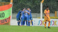 Foto de la galería: Postales del día en que los pibes salvaron a Crucero