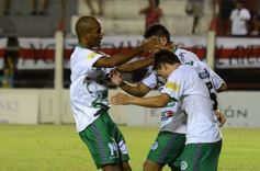 Foto de la galería: Descenso y derrota para Guaraní: uno de los días más tristes para La Franja