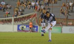 Foto de la galería: Descenso y derrota para Guaraní: uno de los días más tristes para La Franja