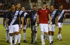 Foto de la galería: Descenso y derrota para Guaraní: uno de los días más tristes para La Franja