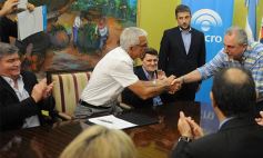 Foto de la galería: Banco Macro y el Gobierno firmaron un convenio para financiar la construcción de casas de madera