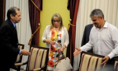 Foto de la galería: Banco Macro y el Gobierno firmaron un convenio para financiar la construcción de casas de madera