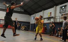 Foto de la galería: En un duelo de posadeños, Mitre derrotó a Brown por la primera fecha del Provincial