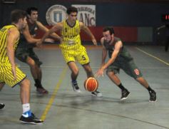 Foto de la galería: En un duelo de posadeños, Mitre derrotó a Brown por la primera fecha del Provincial