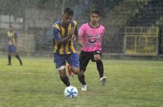 Foto de la galería: El día en que Mitre y el Deca no pudieron con la lluvia