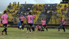 Foto de la galería: El día en que Mitre y el Deca no pudieron con la lluvia