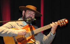 Foto de la galería: A puro chamamé: Día del Acordeonista y homenaje a Nini Flores en el Teatro Lírico