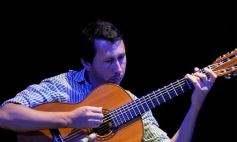 Foto de la galería: A puro chamamé: Día del Acordeonista y homenaje a Nini Flores en el Teatro Lírico