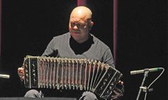 Foto de la galería: A puro chamamé: Día del Acordeonista y homenaje a Nini Flores en el Teatro Lírico