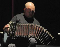 Foto de la galería: A puro chamamé: Día del Acordeonista y homenaje a Nini Flores en el Teatro Lírico