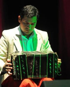 Foto de la galería: A puro chamamé: Día del Acordeonista y homenaje a Nini Flores en el Teatro Lírico