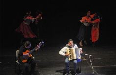 Foto de la galería: A puro chamamé: Día del Acordeonista y homenaje a Nini Flores en el Teatro Lírico