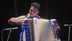 Foto de la galería: A puro chamamé: Día del Acordeonista y homenaje a Nini Flores en el Teatro Lírico