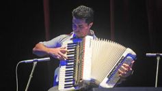 Foto de la galería: A puro chamamé: Día del Acordeonista y homenaje a Nini Flores en el Teatro Lírico