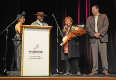 Foto de la galería: A puro chamamé: Día del Acordeonista y homenaje a Nini Flores en el Teatro Lírico