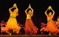 Foto de la galería: A puro chamamé: Día del Acordeonista y homenaje a Nini Flores en el Teatro Lírico