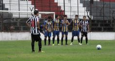Foto de la galería: Mitre pasó a semifinales del Federal C: derrotó al Deca por penales