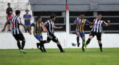 Foto de la galería: Mitre pasó a semifinales del Federal C: derrotó al Deca por penales