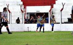 Foto de la galería: Mitre pasó a semifinales del Federal C: derrotó al Deca por penales