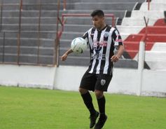 Foto de la galería: Mitre pasó a semifinales del Federal C: derrotó al Deca por penales